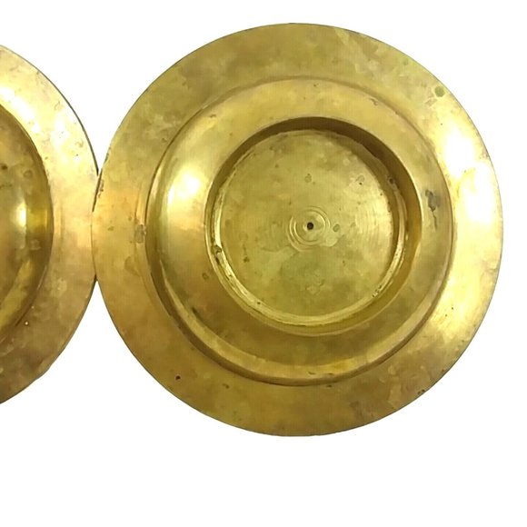 Brass Ashtrays with Tooled Embossed Raised Relief Floral Pattern Vintage - Picture 5 of 8